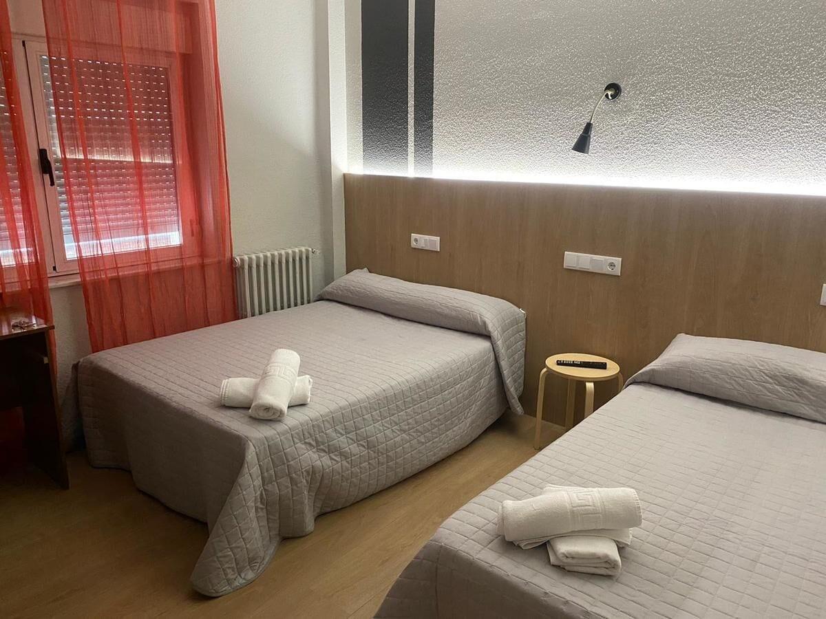 Hostal Uria Salamanka Zewnętrze zdjęcie
