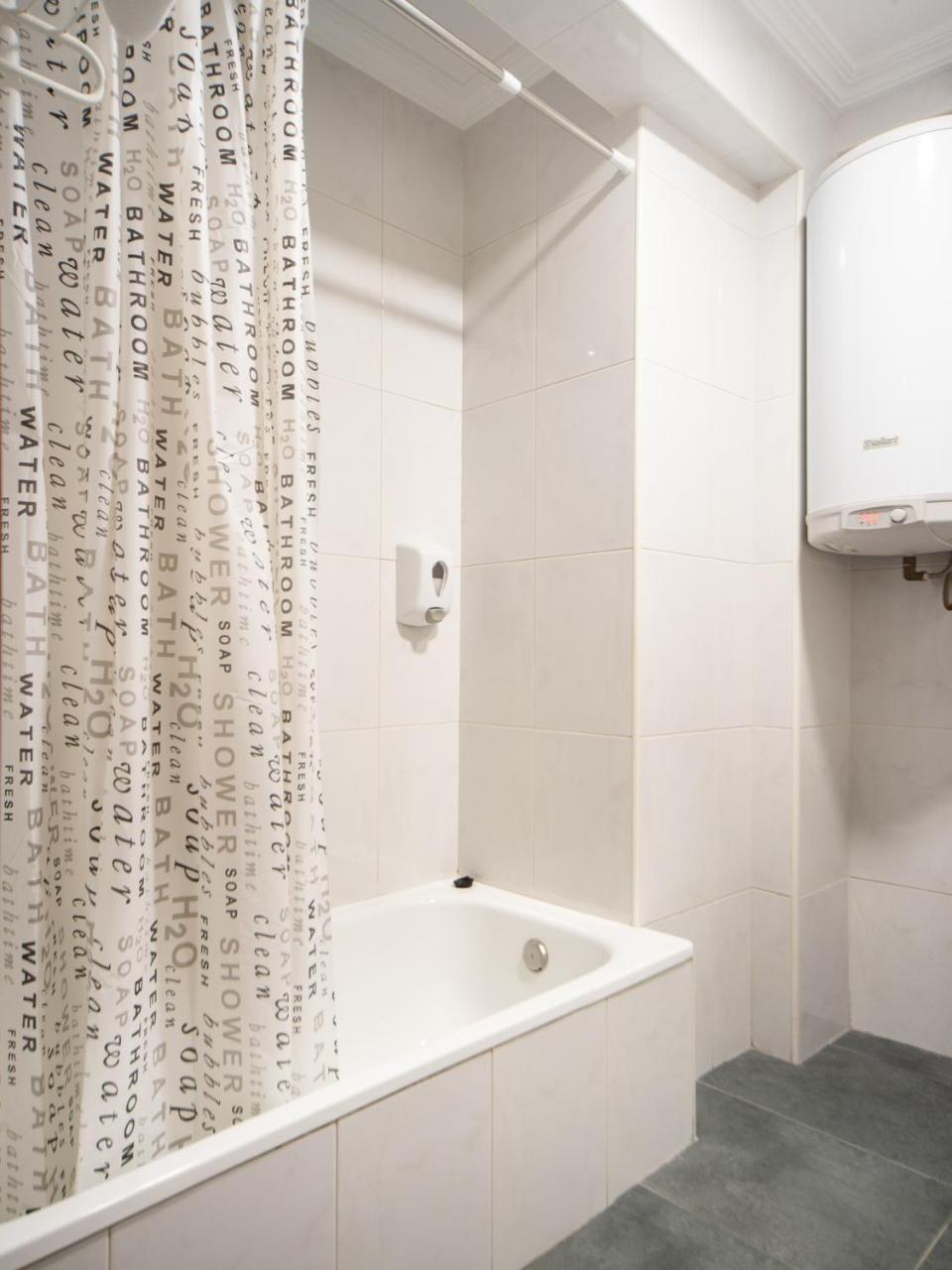 Hostal Uria Salamanka Zewnętrze zdjęcie