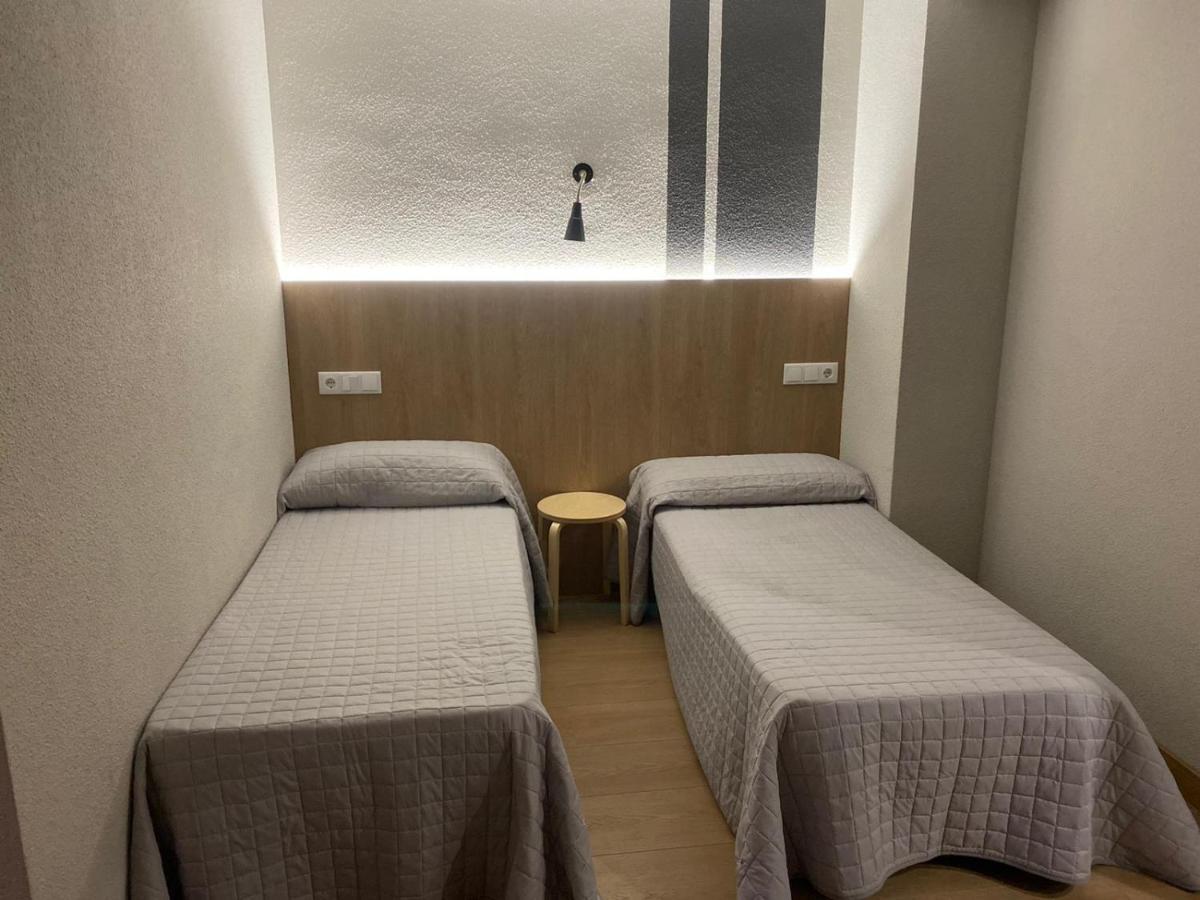 Hostal Uria Salamanka Zewnętrze zdjęcie